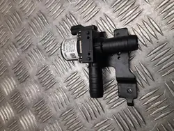 Ford Vesipumppu OEM L1M3-18495-BAC Explorer 2020