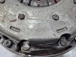 Embrayage à volant moteur bi-masse Peugeot 2008 1.6 BlueHDI
