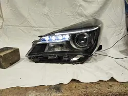 FARO IZQUIERDO TOYOTA YARIS III