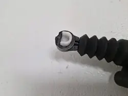 CYLINDRE ÉMETTEUR D'EMBRAYAGE RENAULT TRAFIC 3 III 2.0 DCI 306100530R