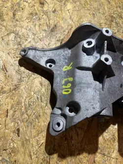 Öljynsuodatinpohja OEM 06J903143R Audi A3 II 8P:lle