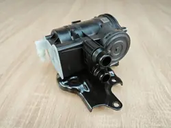 Öljyerotintermostaatti OEM 7925768 BMW 3.0D:lle