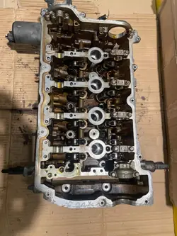 Culata de Motor Usada OEM V753354980 para Citroen C3 II 1.4 VTi