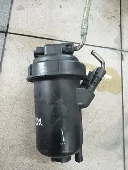 Polttoainesuodattimen Kotelo Opel Combo 3 (C) Facelift 2010