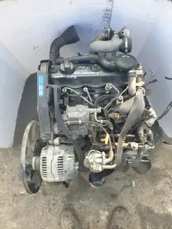 Komplett Motor VW Passat B5 1.9 TDI AFN - Begagnad