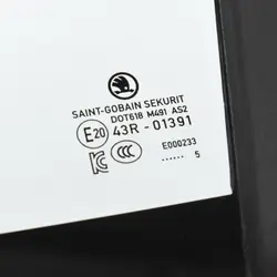 Vidro Porta Dianteira Esquerda OEM 5LA845113B - Skoda