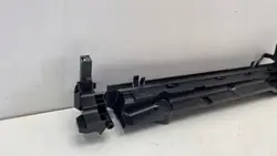 Mercedes GLC X253 radiatorbevestiging rechterkant