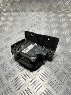 Support radar Distronic OEM 68248539AE avant Jeep Compass