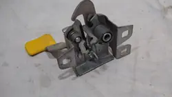 OEM 1383311080 Motorlocksremlås - Begagnad