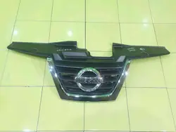 NISSAN JUKE F15 1.6 B Grille 620701KA6A 620721KA6A