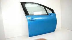 Porte avant droite OEM 360149469 pour Peugeot 208