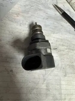 Brandstofdruksensor Sprinter 2.2 A0000705746