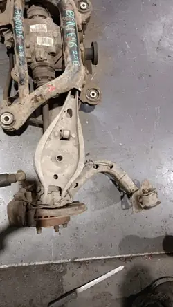 Suspensão traseira BMW E46 OEM bmw e 46 - Usado