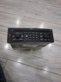 Rádio de fábrica OEM 96601831XT para Citroen C4