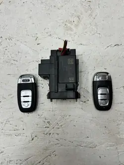 Audi afstandsbediening OEM 8K0959754CM - Gebruikt origineel onderdeel
