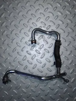 Conducto de aceite turbo OEM 06K121065T para Volkswagen Jetta