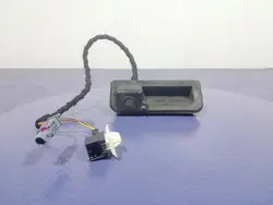 Puxador porta-malas Skoda Fabia III OEM 6V0827566G