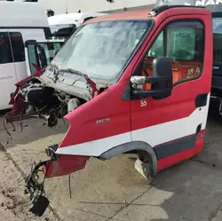 Iveco Daily 35 Ohjaamon Runko - Käytetty OEM-Osa