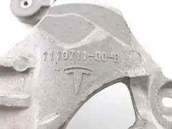 Soporte compresor aire acondicionado Tesla OEM 111071100B