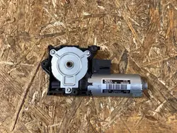Moteur de toit ouvrant Porsche Panamera OEM 10028299C