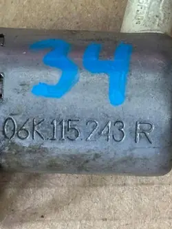 Válvula de controle da árvore de cames OEM 06K115243R - Usado