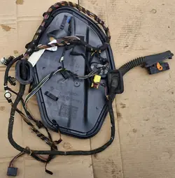 Audi dörrkabel med krocksensor