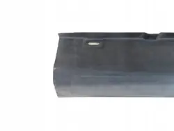 Linke Schwellerleiste OEM 90277343 für Opel Omega A 1986-1994