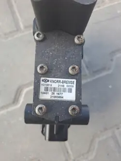 ECAS-Luftfederungsventil OEM 21083654 K019819 für Renault Volvo