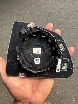Tesla Y Linker Spiegel-Einsatz OEM 9253138001N