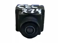 Cámara de aparcamiento trasera Volvo OEM 32286665 - Usada