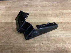 Support de radiateur gauche MERCEDES S-CLASS W222 A2225041300
