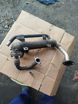 Audi OE Enfriador EGR 03G131512AL