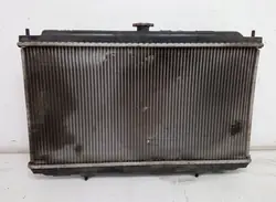 Radiador de agua Nissan Primera