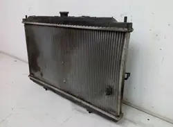 Radiateur d'eau Nissan Primera