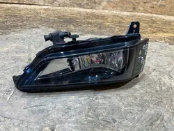 Skoda Fabia IV 4 6VA 21- Farol Antiniebla Direito Frontal