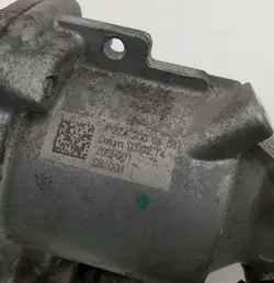 Pompe à eau Mercedes W204 1.8 CGI A2742000601