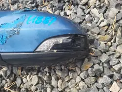 Toyota Auris II linke Spiegel OEM 026988 (2012-2018)