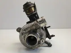 VW Sharan 1.9 TDI Turbo 028145702E