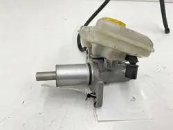 Begagnad bromscylinder OEM 4B3611021 för Audi 1.97L Diesel