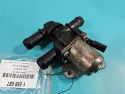Válvula de agua Volvo OEM 31338385 - Usada
