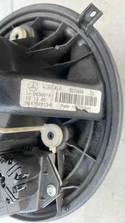 Ventilateur interne Mercedes-Benz OE A1698201342