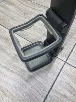 Dryckeshållare OEM 82242574 för Volvo FH4 FH5