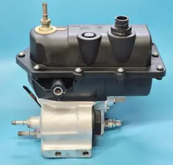 Módulo bomba AdBlue usado OEM A0001401578 Mercedes