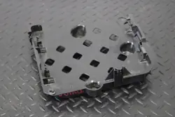 Montagebeugel basis OEM 4M0907650C voor VW Touareg III