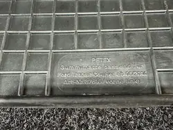 Ford Transit Courier Front Gummimatten OEM DSA8164