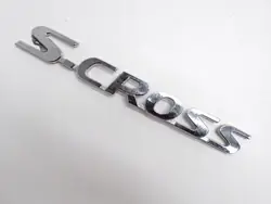 Emblema Suzuki S-Cross II OEM ROZPENDOWSKI - Usado