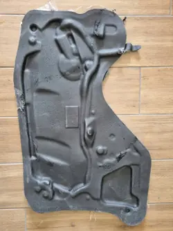 Isolamento Porta BMW X5 F15 OEM 7290592 Dianteiro Direito