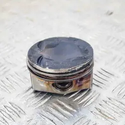 VW GOLF VII Kolv 2.0L 169kw 06K107065F