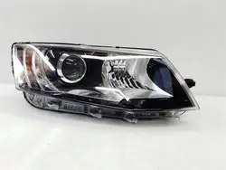 FARO XENON DIREITO SKODA OCTAVIA III 12-16