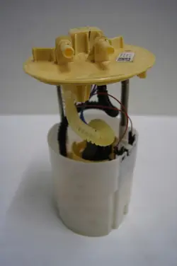 Bomba de Combustível Renault Trafic III Opel Vivaro B 2.0DCI 172021439R